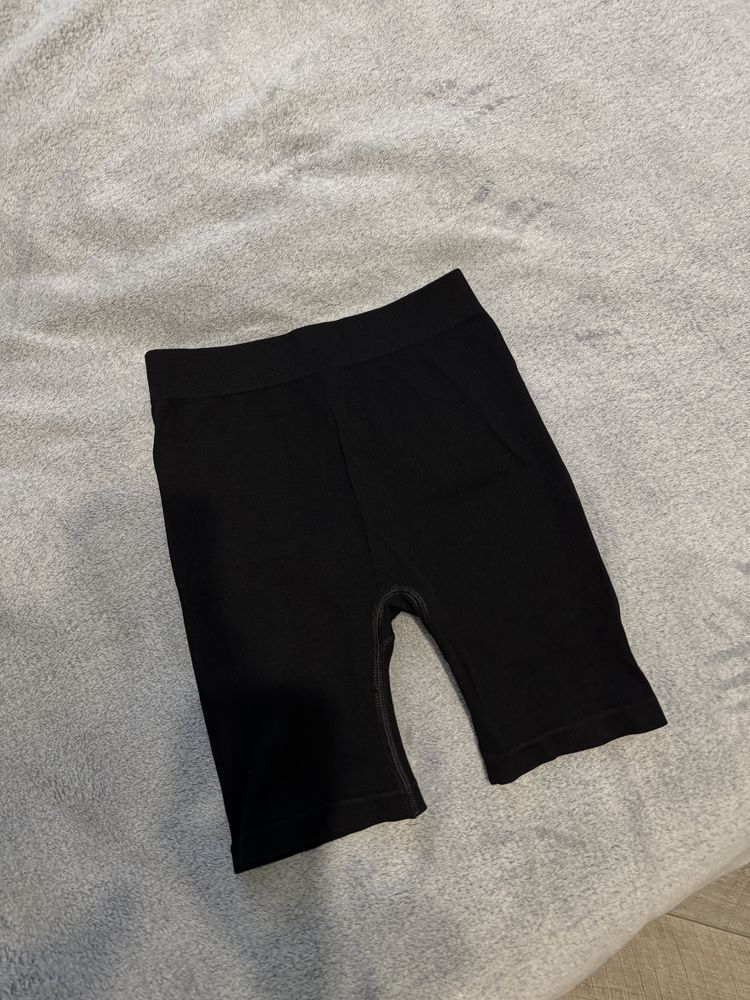 Велосипедки в рубчик H&M