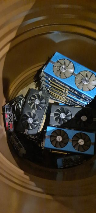 25 placas graficas Amd nitro rtx 570 rig