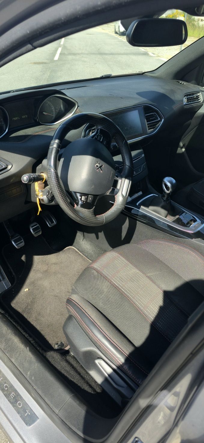 Pegeout 308 GT-LINE