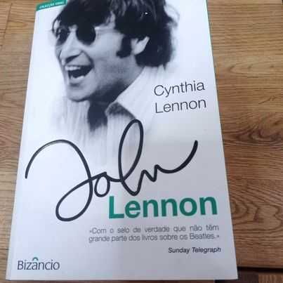 vendo livro John Lennon