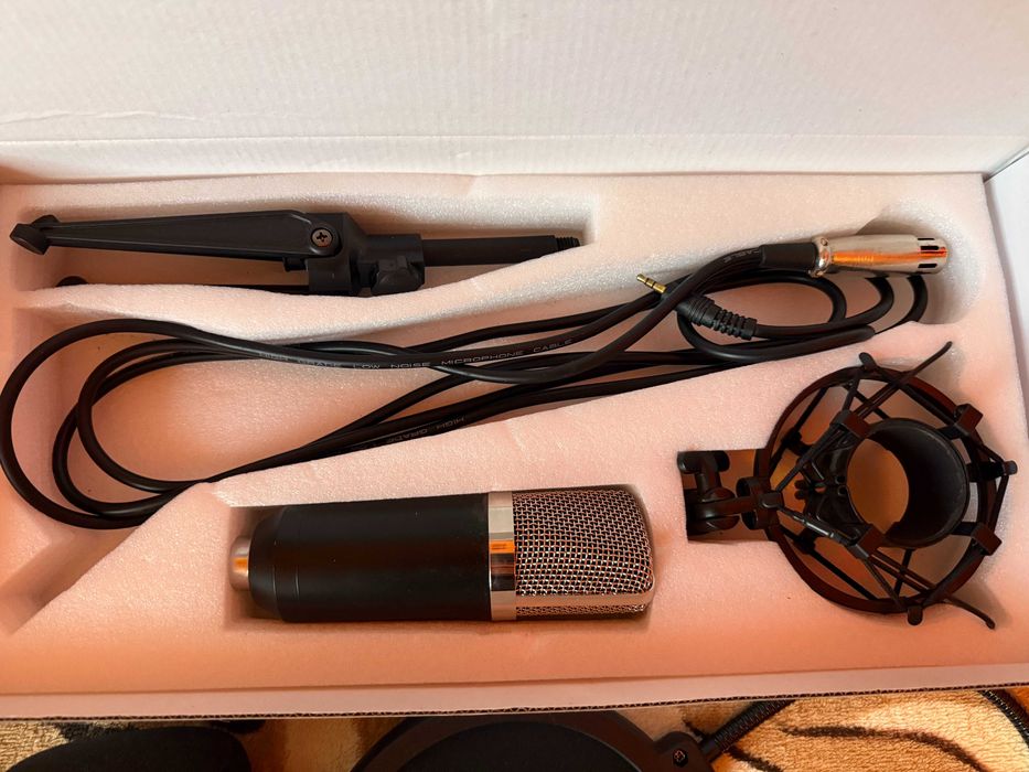 Mikrofon Hykker studyjny + statyw