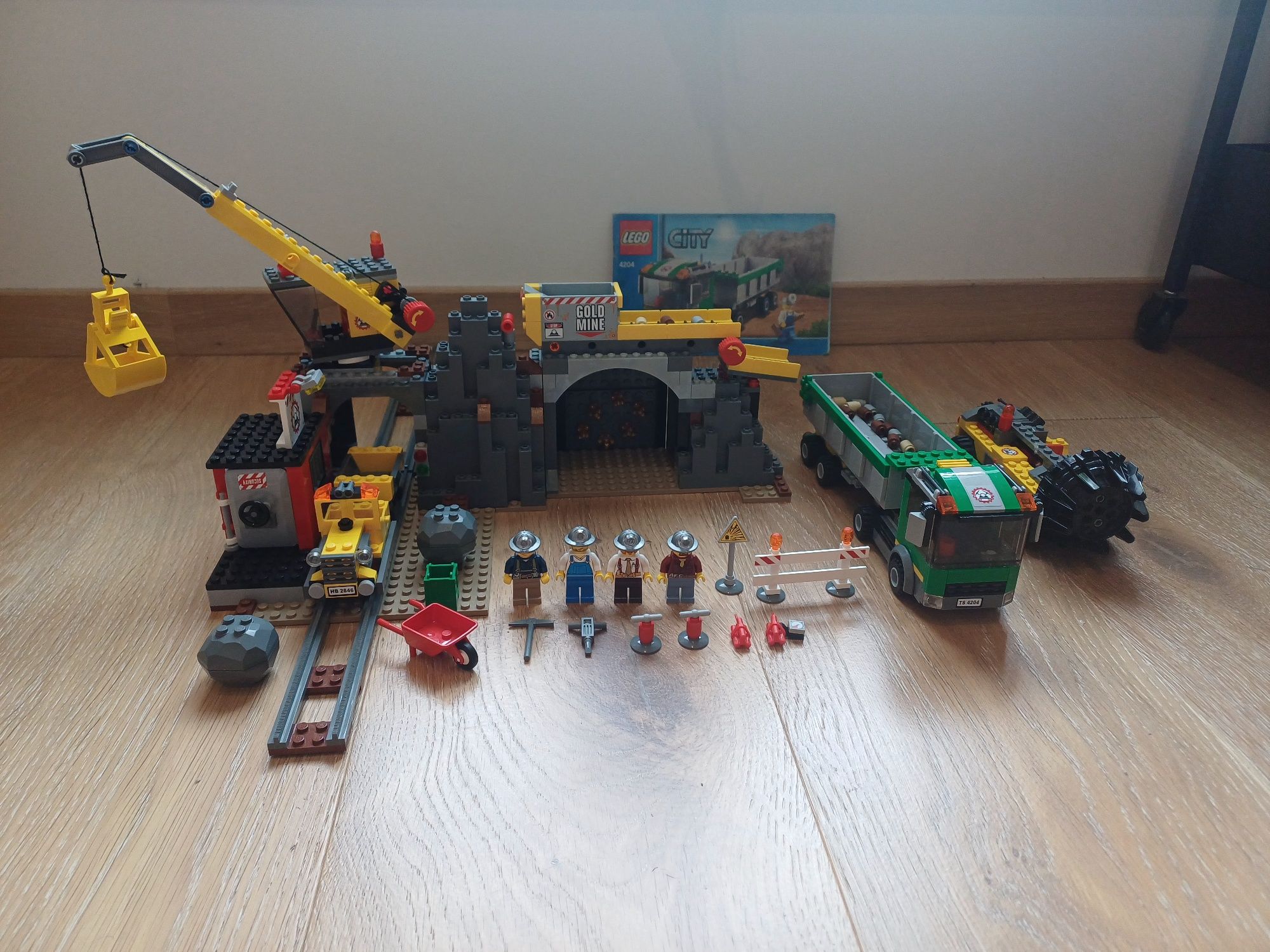 Lego city 4204 The Mine