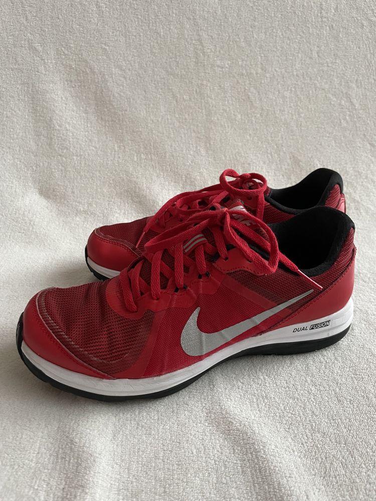Buty nike dual fusion x2 rozm. 39 24.5cm czerwone nowe