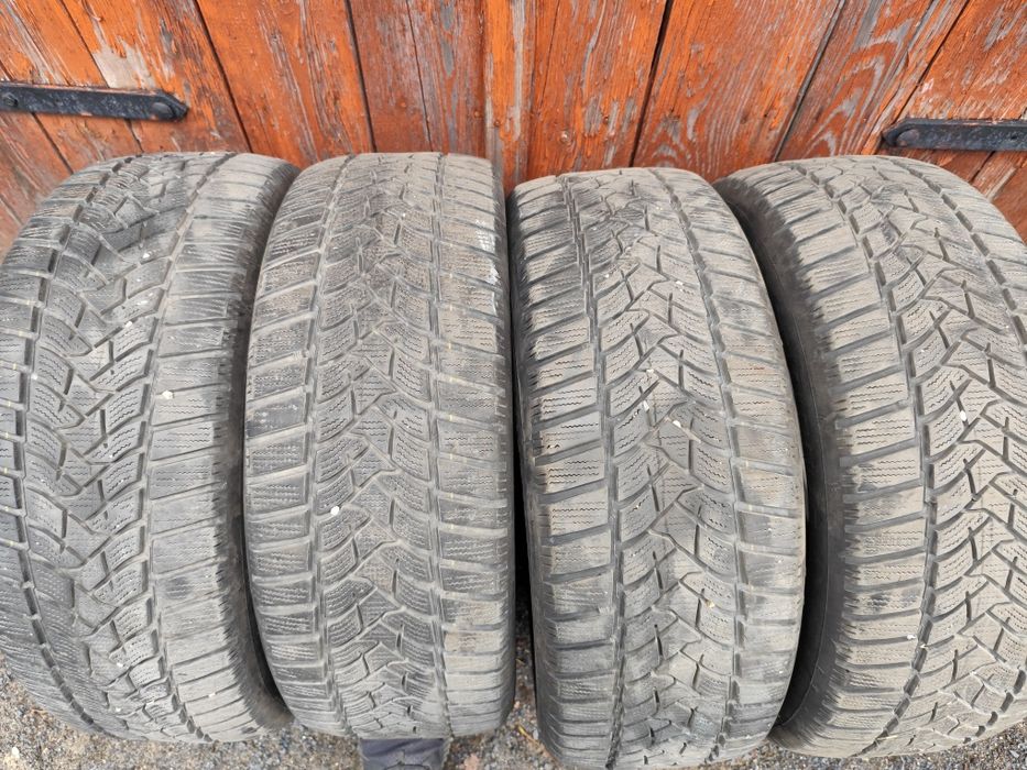 Opony zimowe Dunlop Sport Winter 5 205/55R16