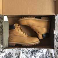 Camelowe buty zimowe Timberland