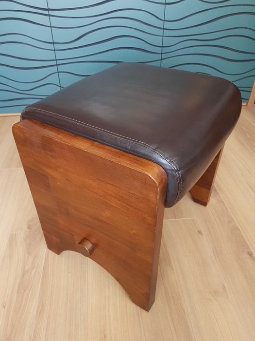 Taboret podnóżek hocker do toaletki krzesełko drewniane ze skóry fotel