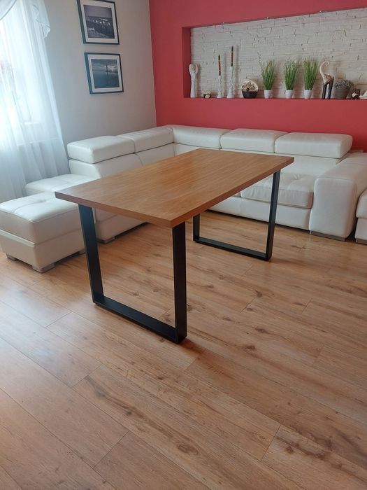 Stół loftowy blat fornir naturalny dąb lakierowany