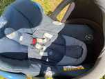 FFotelik samochodowy Maxi-cosi z bazą isofix
