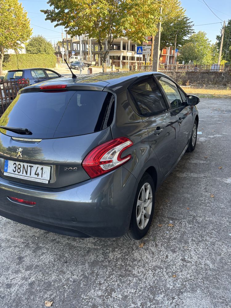 Peugeout 208 ,1.4 diesel