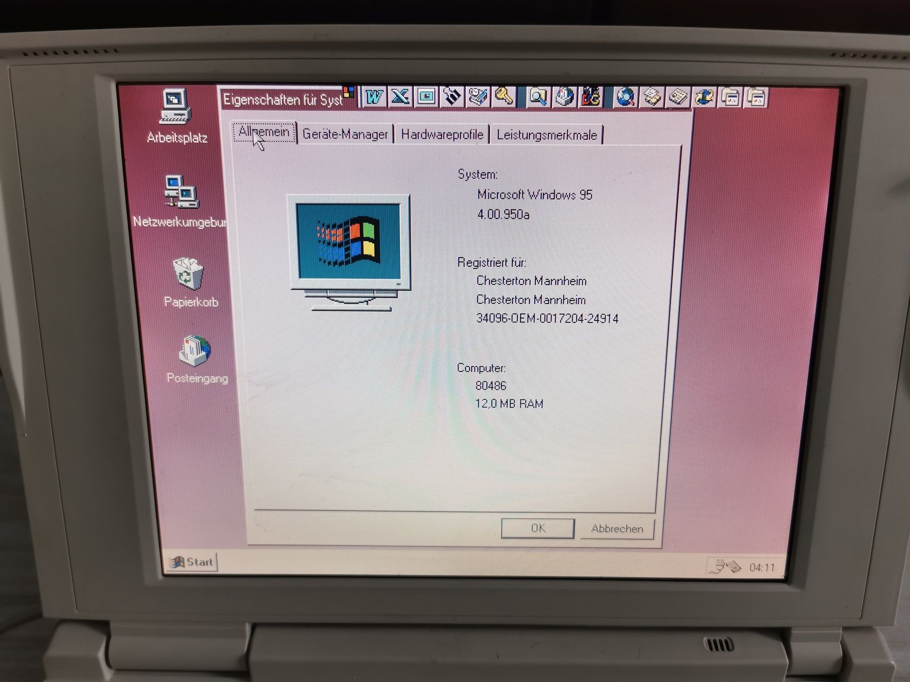 Toshiba T4850CT retro laptop Windows 95