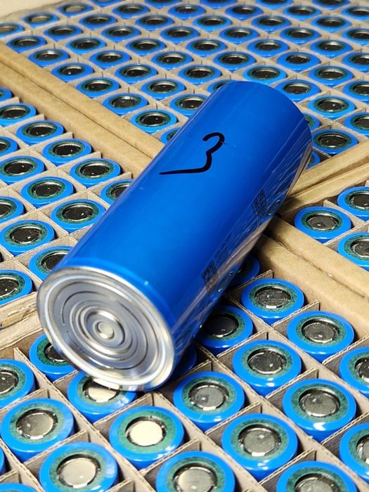 Нові 42Ah EVE 168A Акумулятор 46120 Li-NMC циліндричний силовий