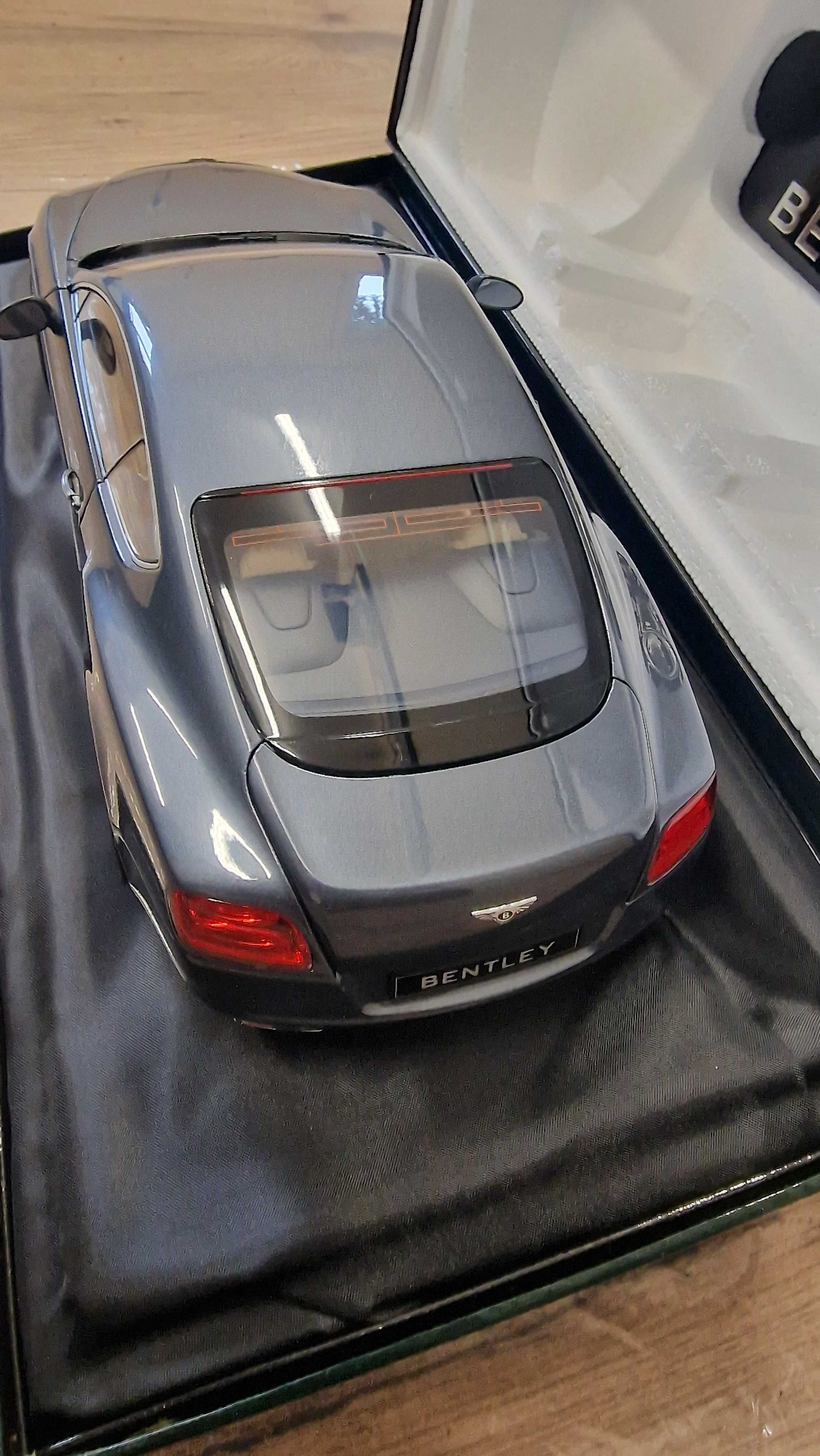 Minichamps BL835 Bentley Continental GT 2011 Thunder 1:18