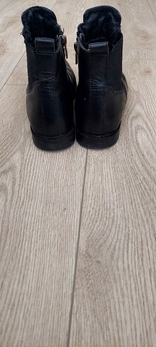 Buty/ Botki/ Lasocki/ Skorzane/ rozmiar 38/30zl