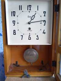 советские настенные часы Янтарь
