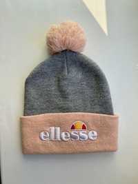 Красивая шапка Ellesse