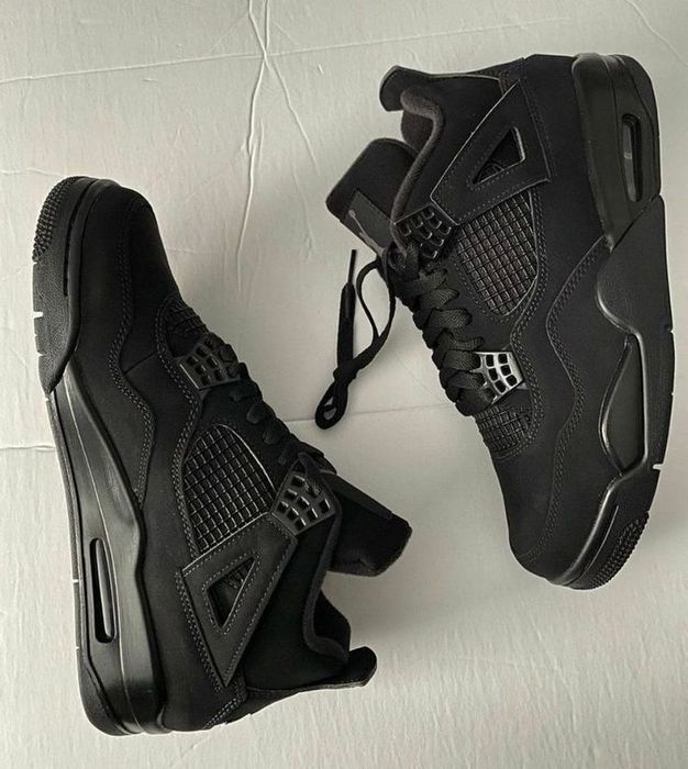Jordan 4 black cat