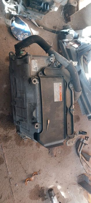 Инвертор Toyota Prius 30 plug in регулятор напряжения тока