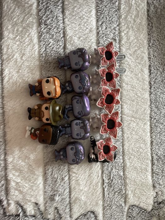 Фігурки по дивним дивам