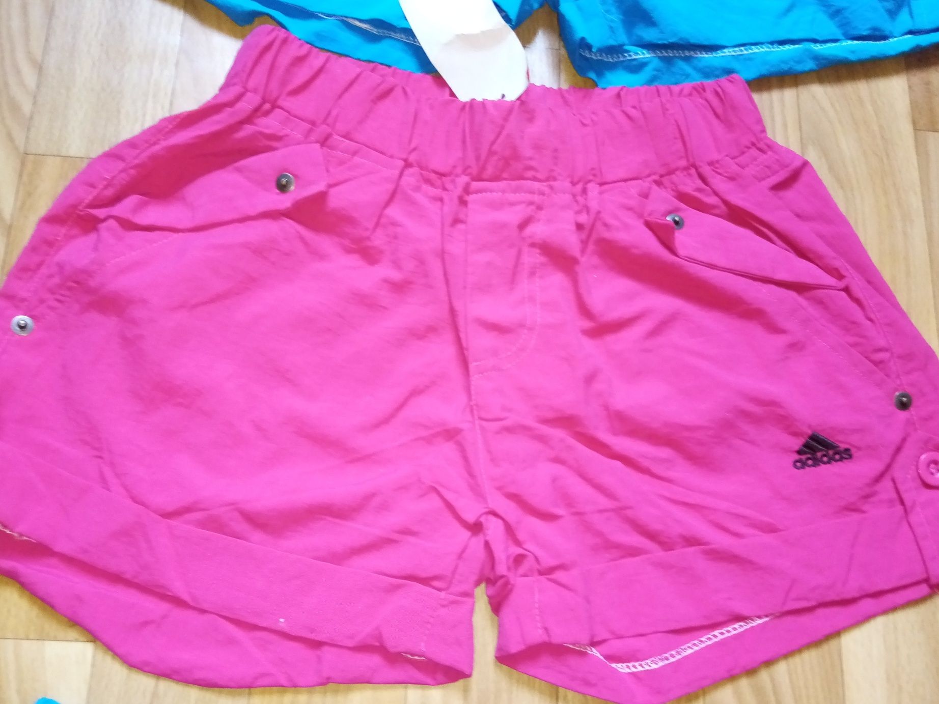 Шорты женские Adidas Модель 9/8