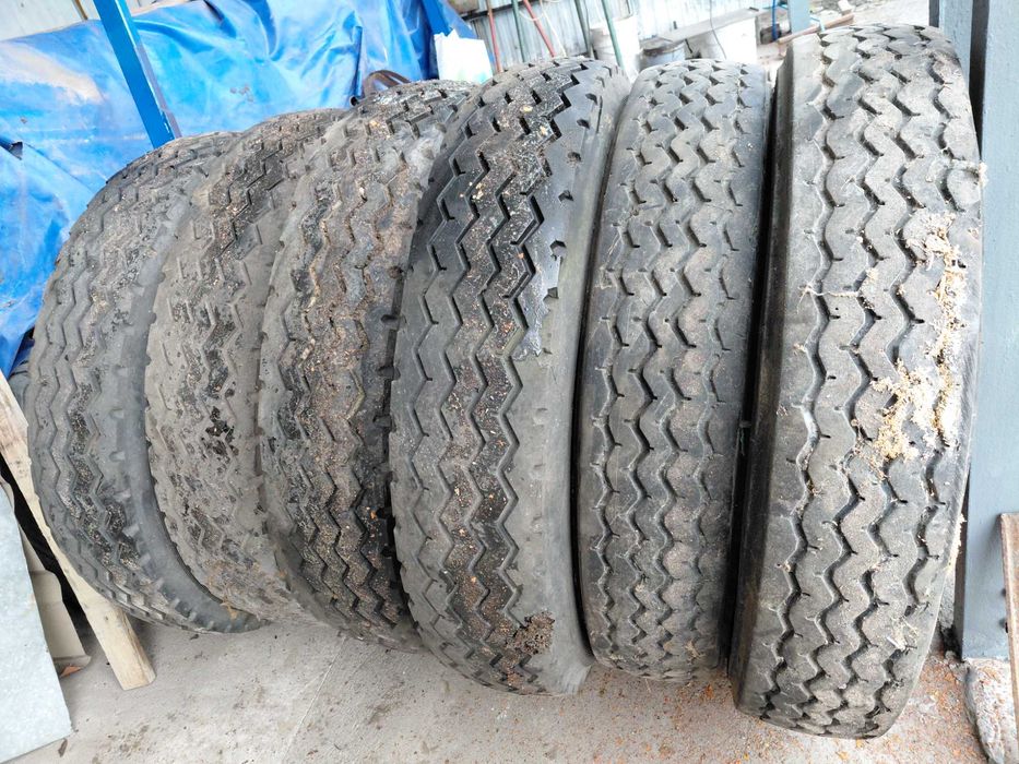 Opony rolnicze 9.00 R20 4 sztuki 1000 zł