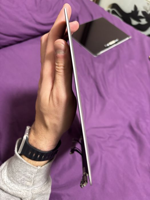 Дисплей на Macbook A2337 (MGN93)