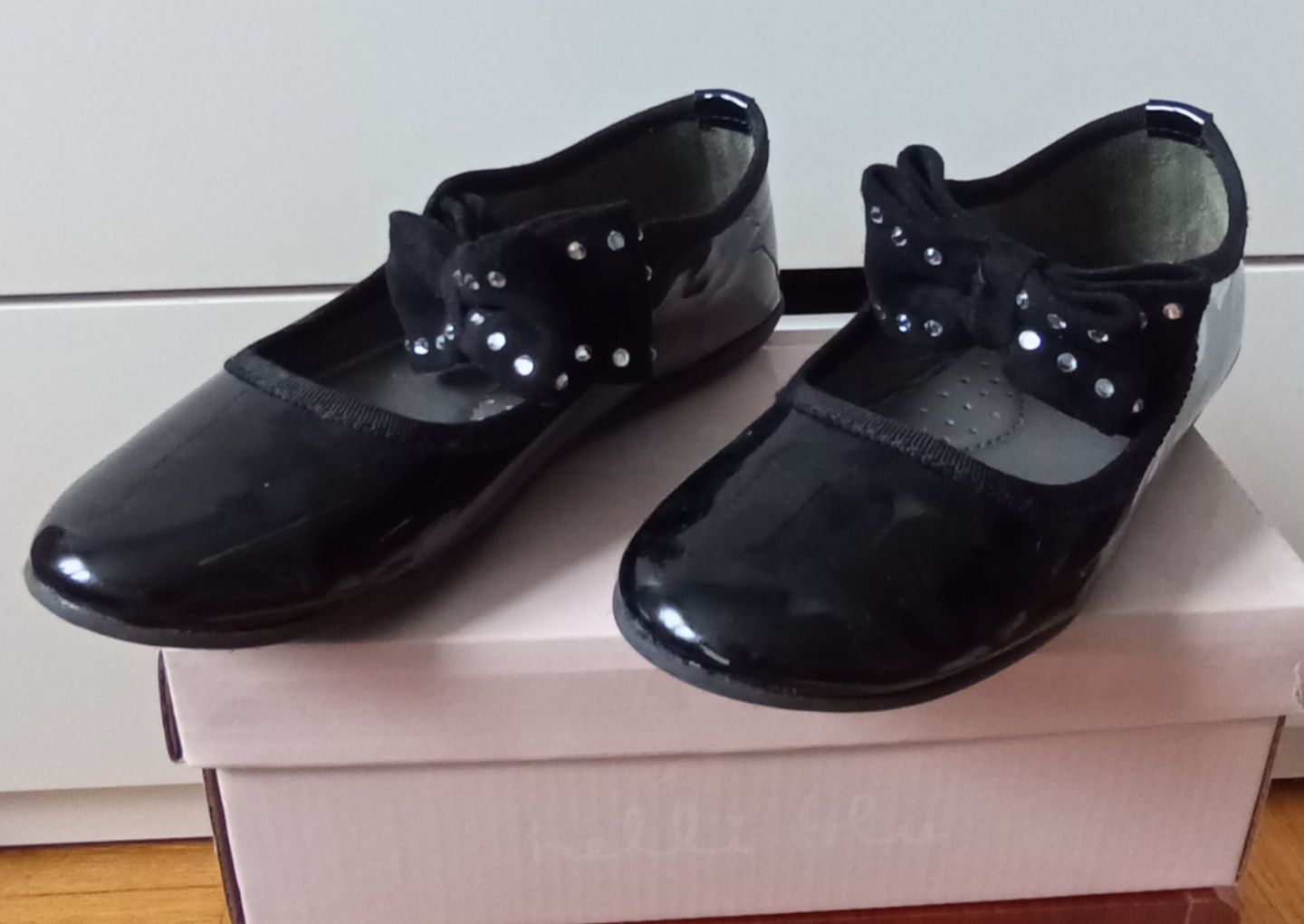 Buty roz 27, 29, 30 i 31 - !! czytaj opis !!