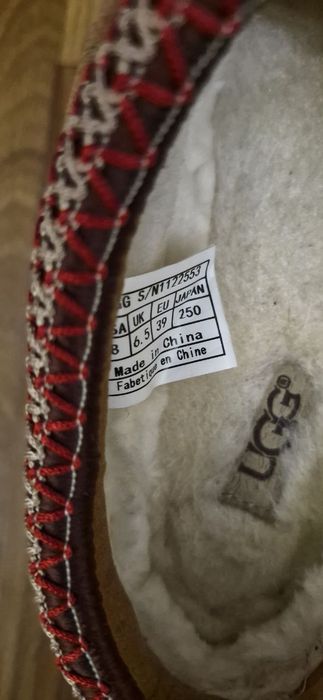 Женские угги ugg  tazz