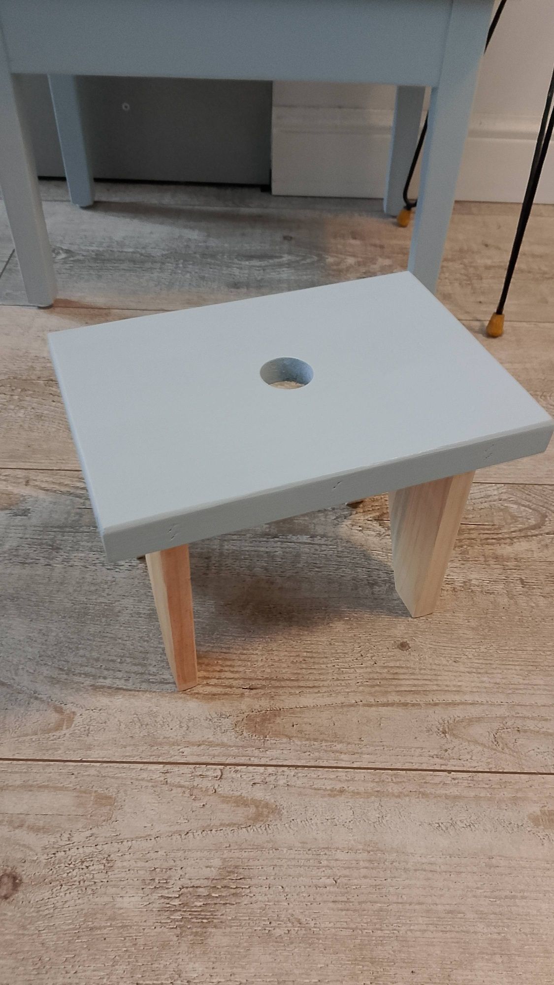Taborety ryczka stoliczek drewno rustykalne Boho