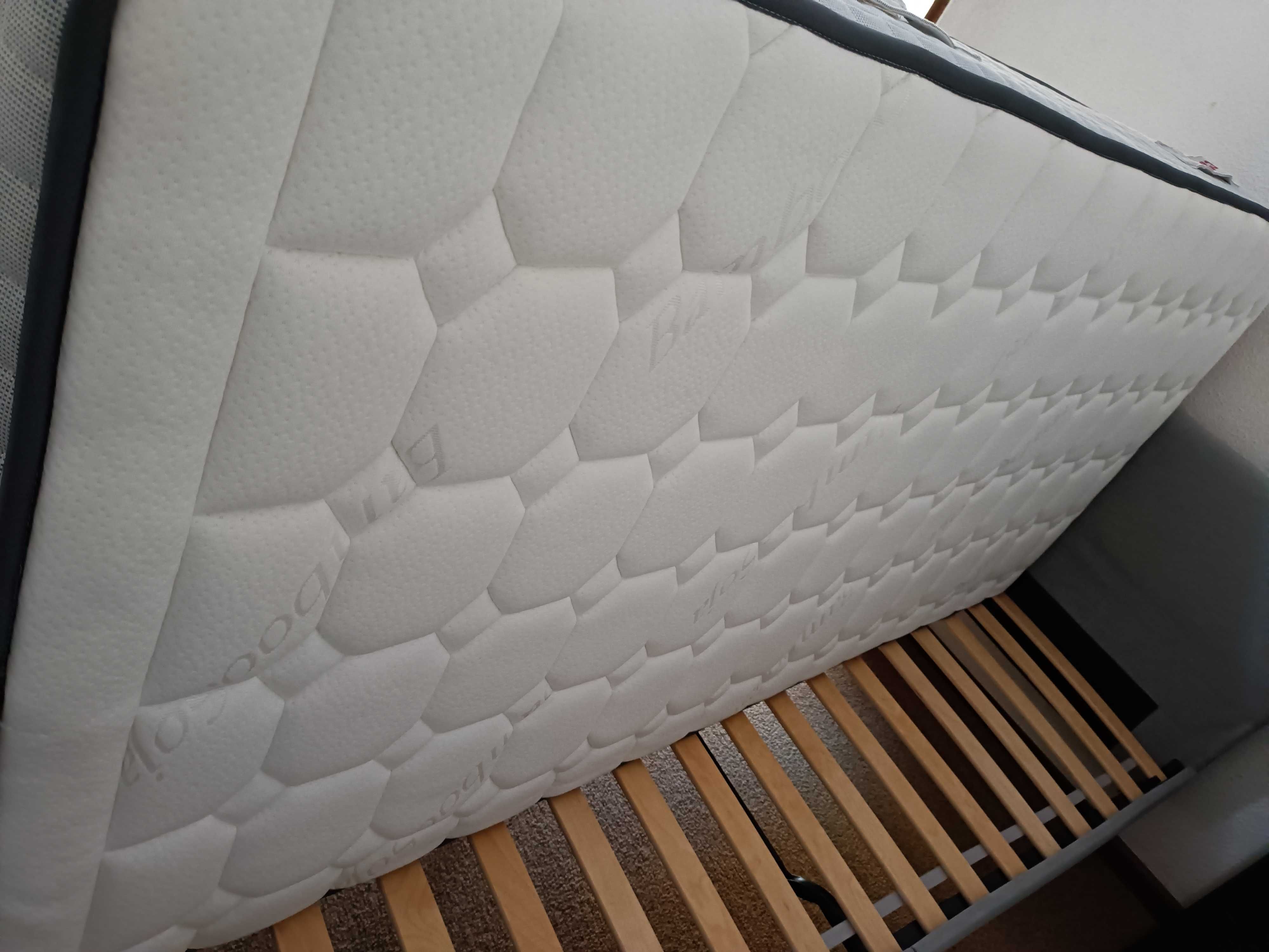 Cama completa para criança ou jovem