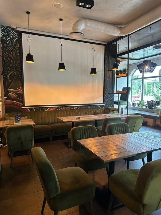 Odstąpię lokal gastronomiczny / sprzedam restauracje