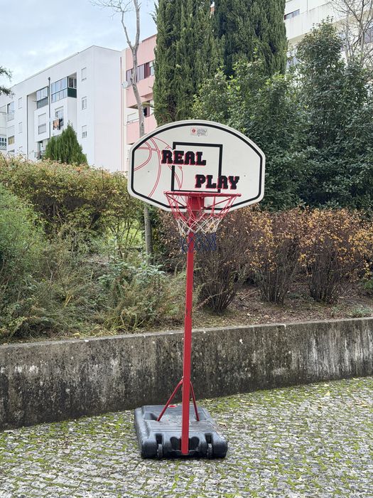 Cesto / tabela de basquetebol portátil – “Real Play”
