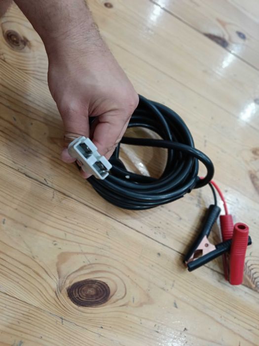Kabel do ładowania akumulatora Air N Arc o długości 25 stóp