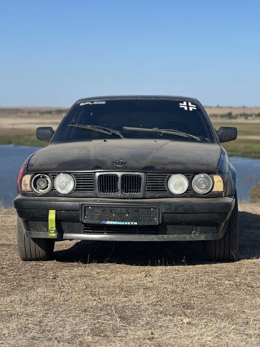 Продам бмв е34 м50