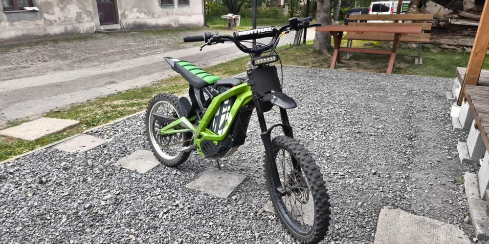 Surron Light bee x cross elektryczny
