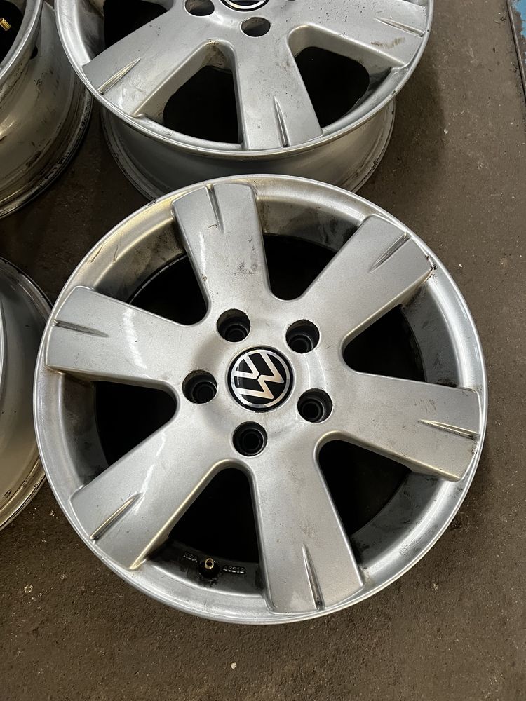 Alufelgi R15 5x112 6J ET40 VW Golf Touran Passat