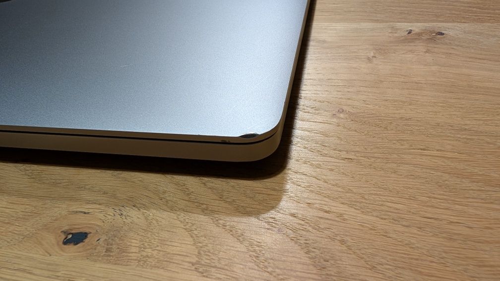 MacBook pro 16" A2141 EMC3347 i7/16/512