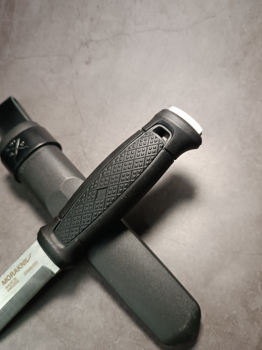 Походный нож Morakniv Garberg черный