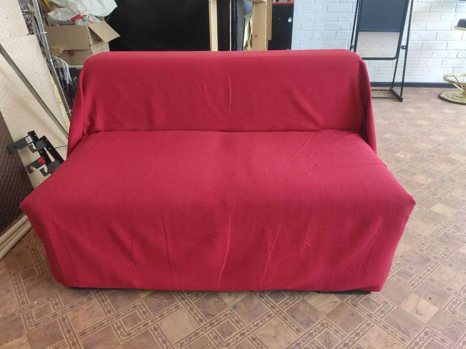 Продам диваны для студии\салона\кафе, 3 шт. б\у