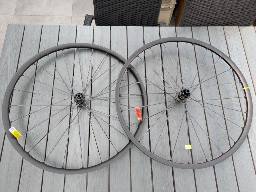 Kpl. Mavic Allroad SL 28" | CL | 12x100/142mm | 24H | 1593g