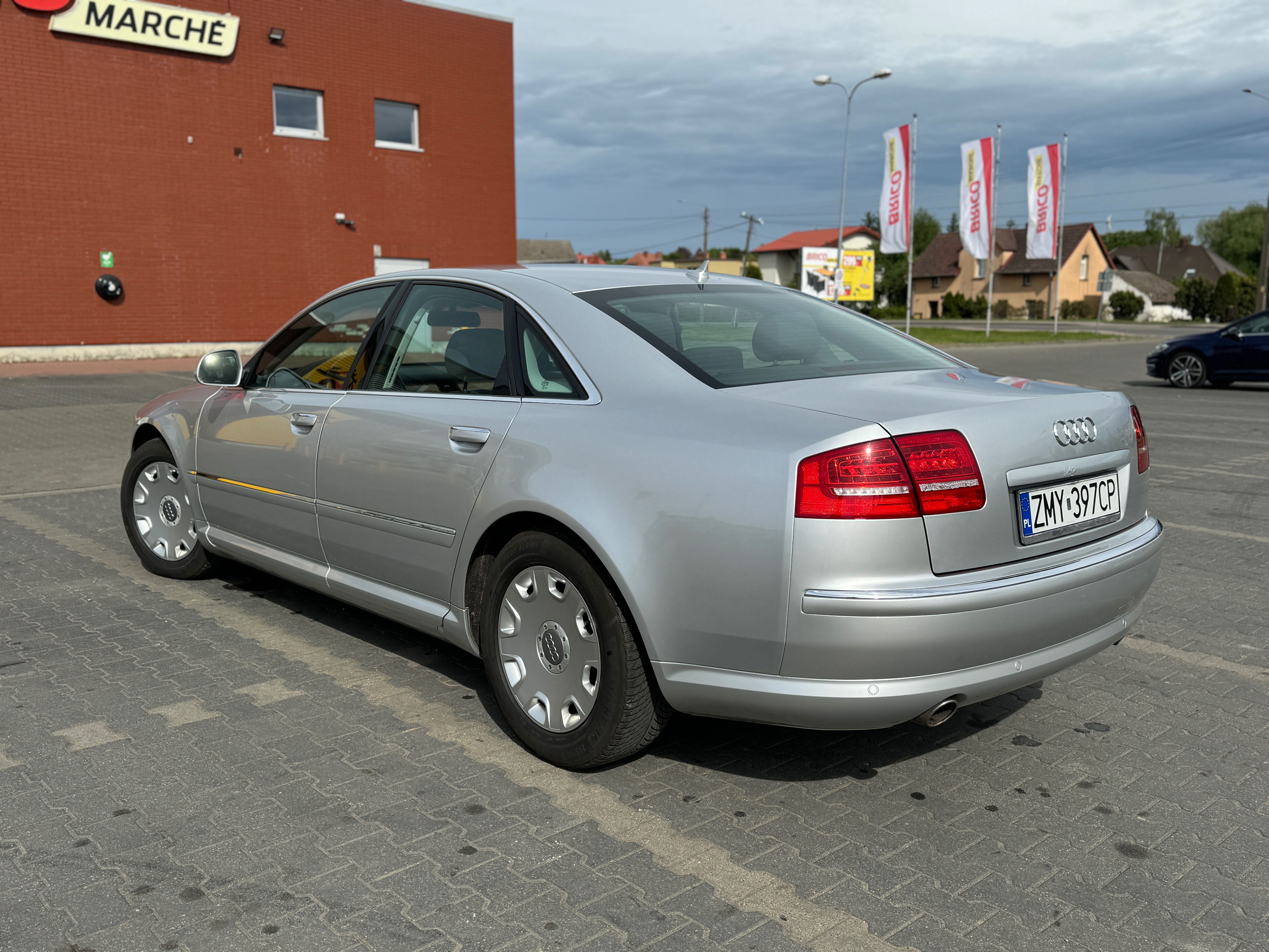 Audi A8, 2008 r. diesel quatrro 240 tyś. km. rodzinny bdb stan