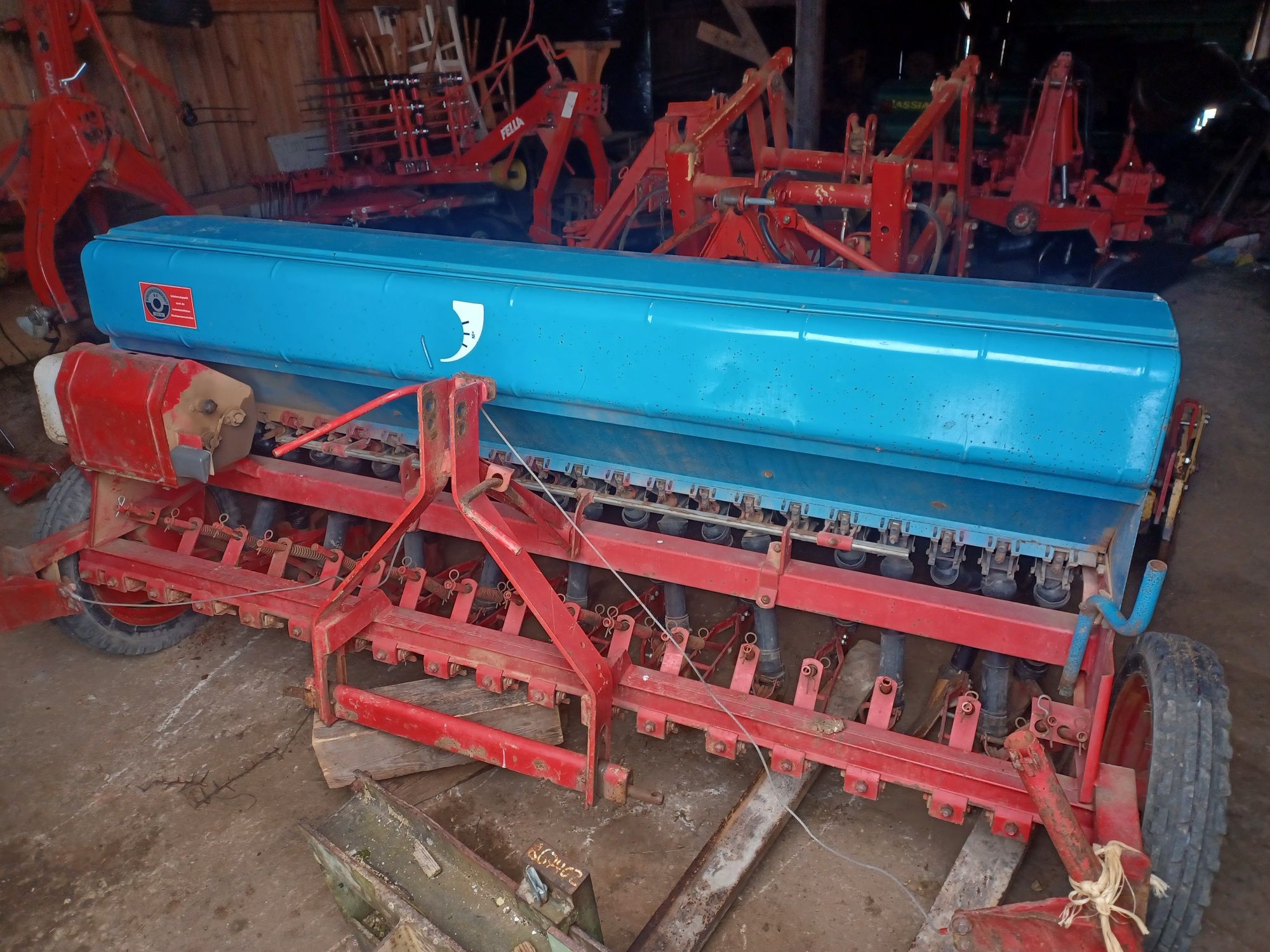 Siewnik Isaria 2.5m