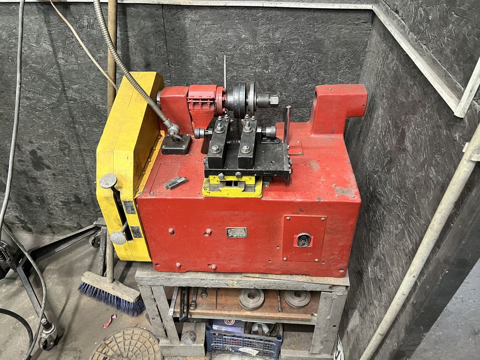 Проточка передних и задних тормозных дисков на станке