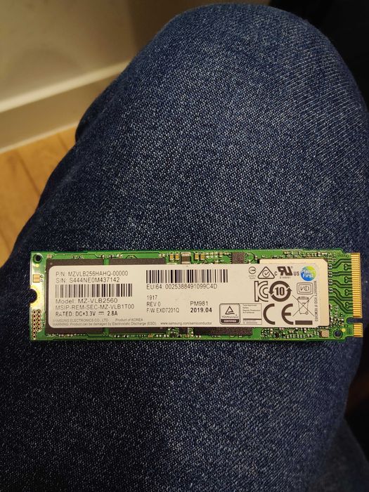 Samsung 256GB NVMe M.2 SSD