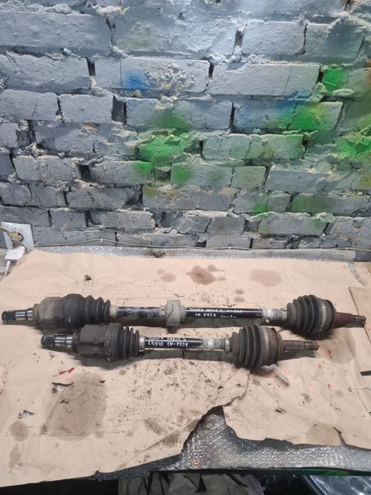 піввісь полуось шруз кулак toyota 1.4 d4d Yaris 2 Тойота Яріс 2