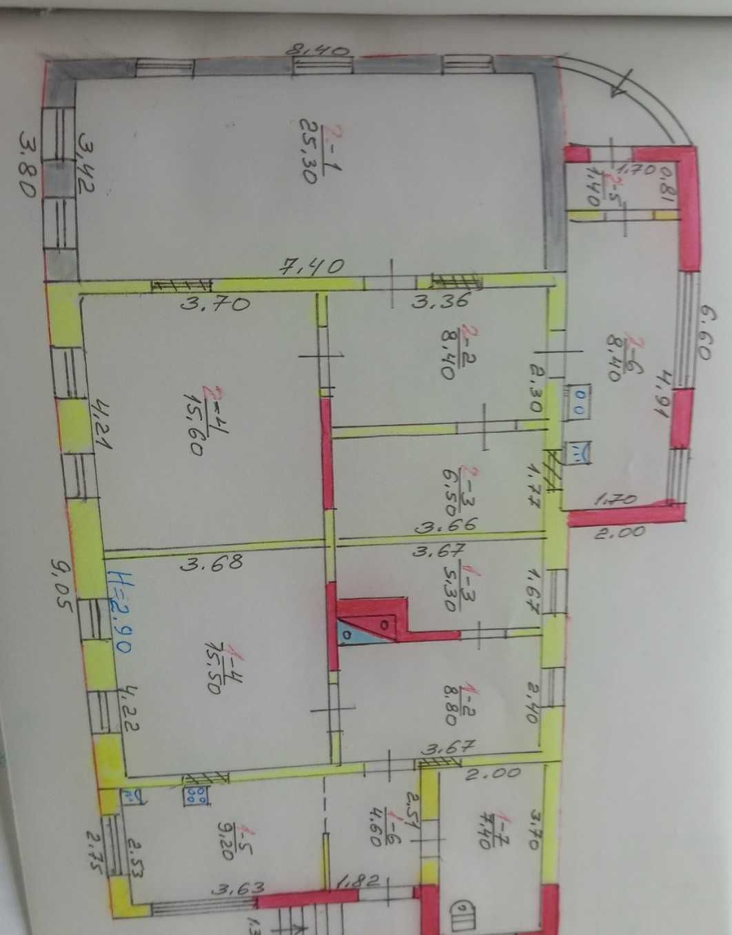 Продам пол дома в самом центре Люботина!