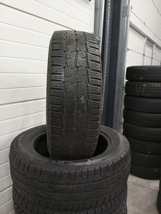 Зимові Шини БВ  215/60 R17C  MICHELIN  Agilis Alpin  Склад