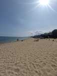 Гостиница с бассейном на море