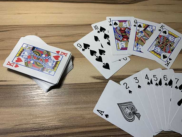 Карти з секретом для гри в покер