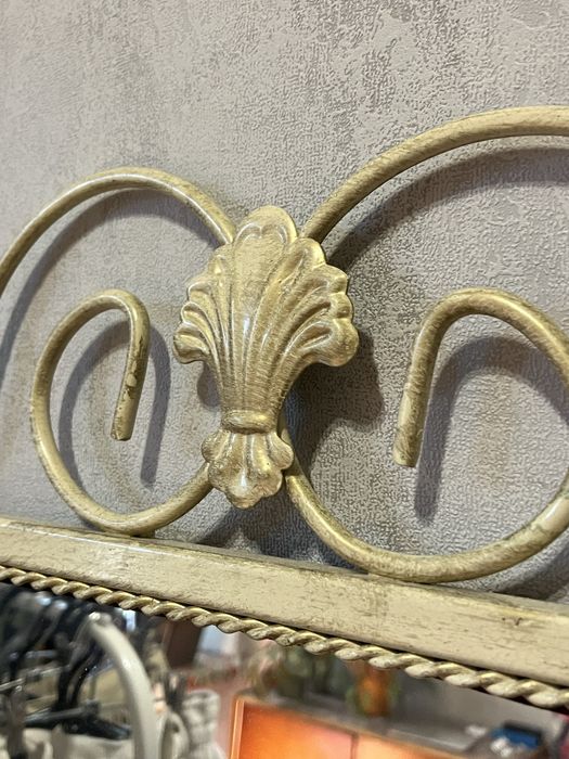 Продам дзеркало під вінтаж, важке, коване