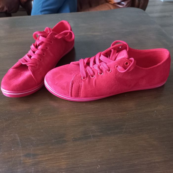 Nowe  buty rozmiar 40